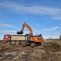 Develon DX225lc voor M. van Leeuwen 4